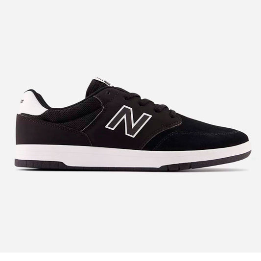 NEW BALANCE NUMERIC 425 BLACK / WHITE SHOE - 425BWW