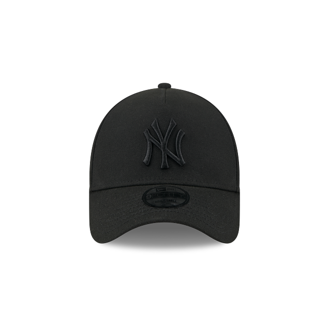 NEW YORK YANKEES 9FORTY A-FRAME NEW ERA BLACKOUT SNAPBACK HAT