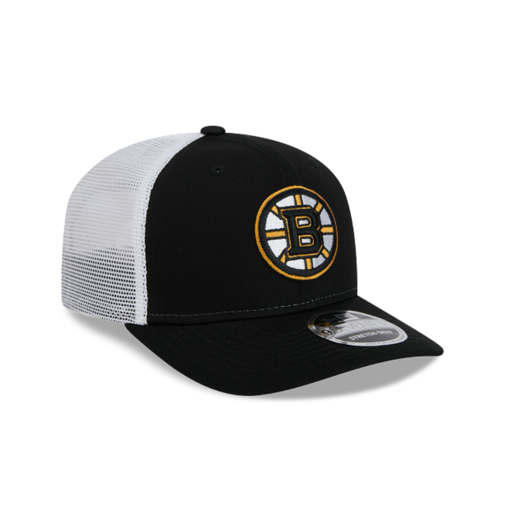 BOSTON BRUINS NEW ERA NHL 9SEVENTY ADJUSTABLE BLACK TRUCKER SNAPBACK HAT