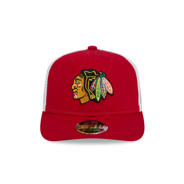 CHICAGO BLACKHAWKS NEW ERA NHL 9SEVENTY RED TRUCKER SNAPBACK HAT