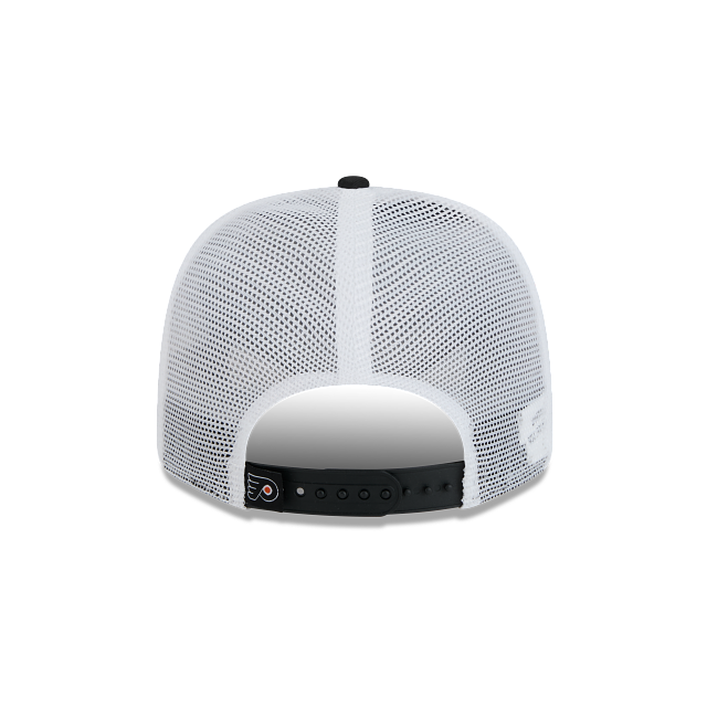 PHILADELPHIA FLYERS NEW ERA NHL 9SEVENTY ADJUSTABLE BLACK TRUCKER SNAPBACK HAT